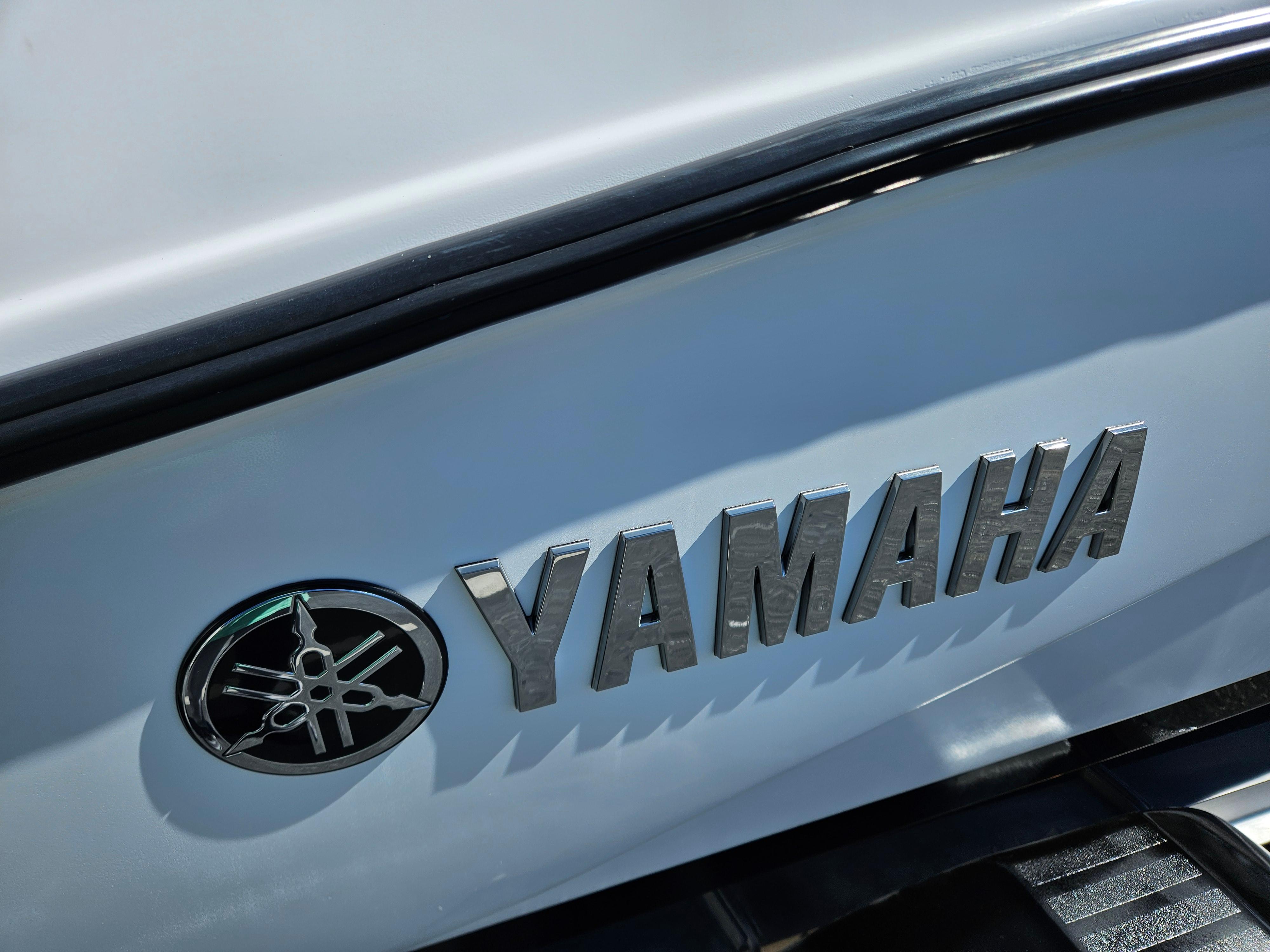 2019 Yamaha Boats 190 FSH