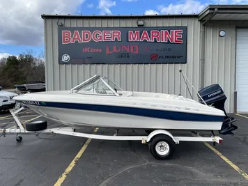 2001 Bayliner 1600 CF