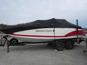 2024 MasterCraft X22