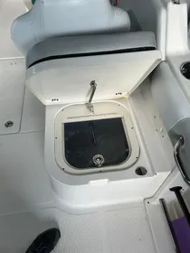 2014 Robalo R227 Dual Console