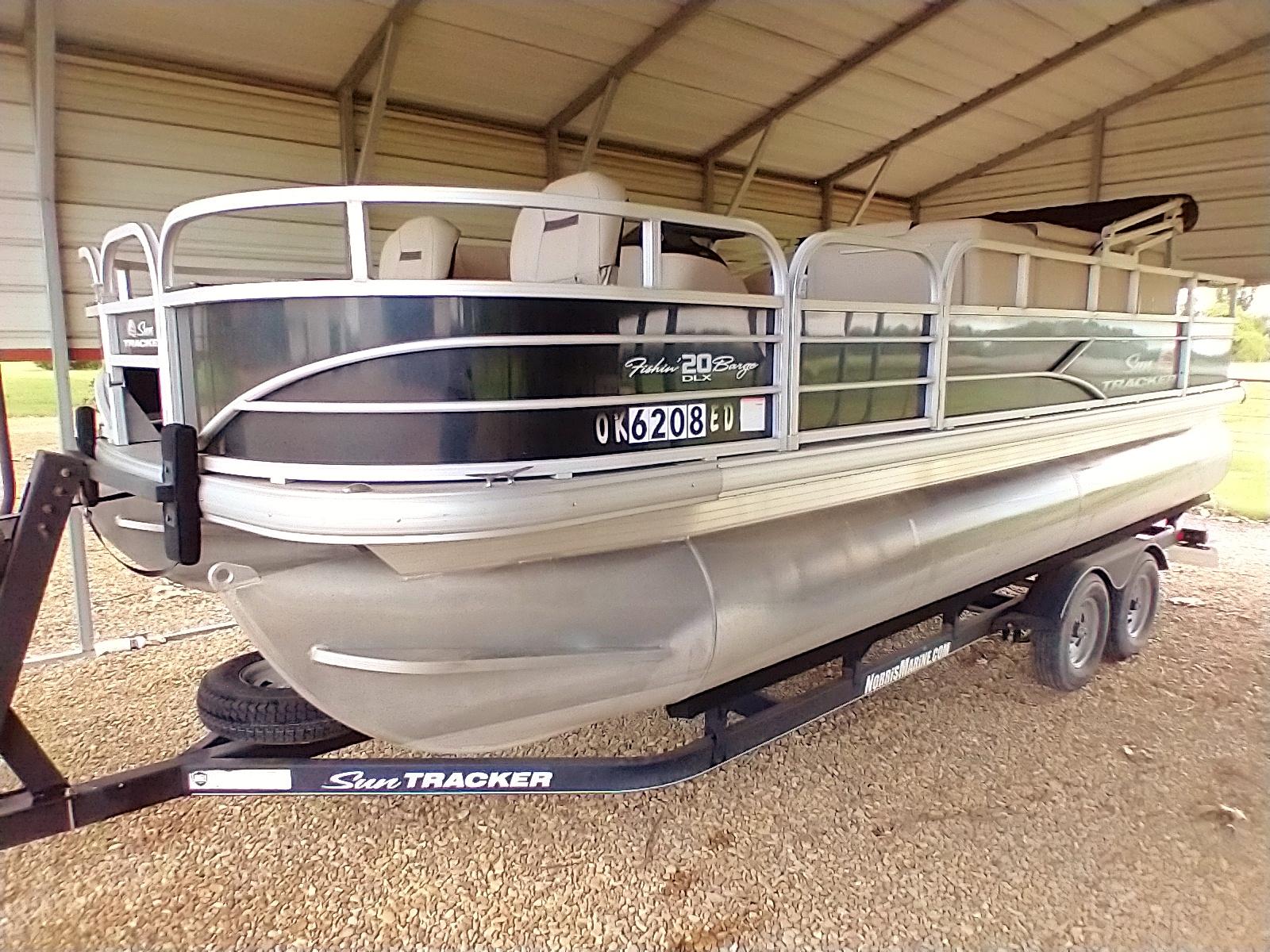 Used Sun Tracker Fishing Barge Dlx Farmersville Boat