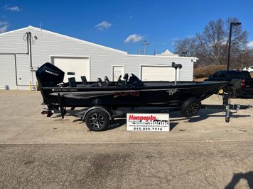 2023 Lund 1875 Pro-V Bass XS