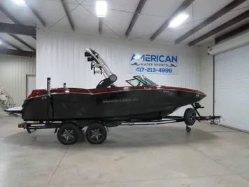 2023 MasterCraft NXT22