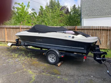 2007 Sea Ray 18’ Sport