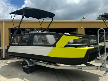 2023 Sea-Doo Switch Sport 21