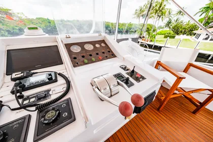 1992 Monte Fino 94 Motor Yacht