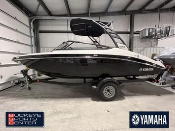 2024 Yamaha Boats 195S