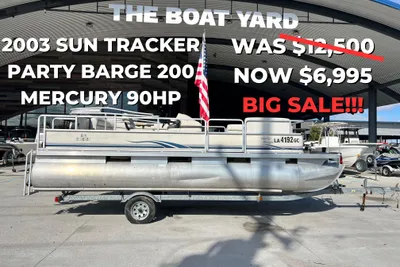 2003 Sun Tracker Party Barge 200