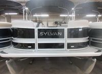 2022 Sylvan L-1 Cruise