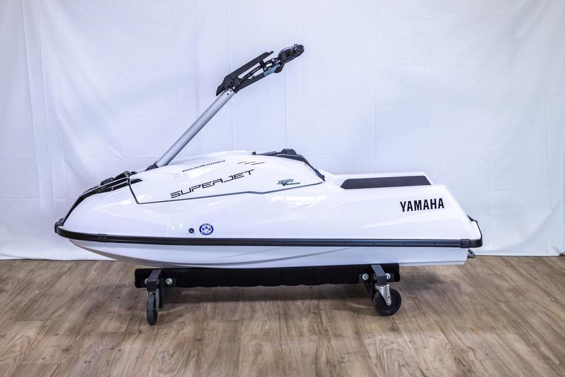 2024 Yamaha WaveRunner Superjet®