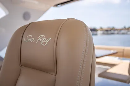 2016 Sea Ray L590 Fly