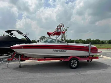 2004 MasterCraft MariStar 210