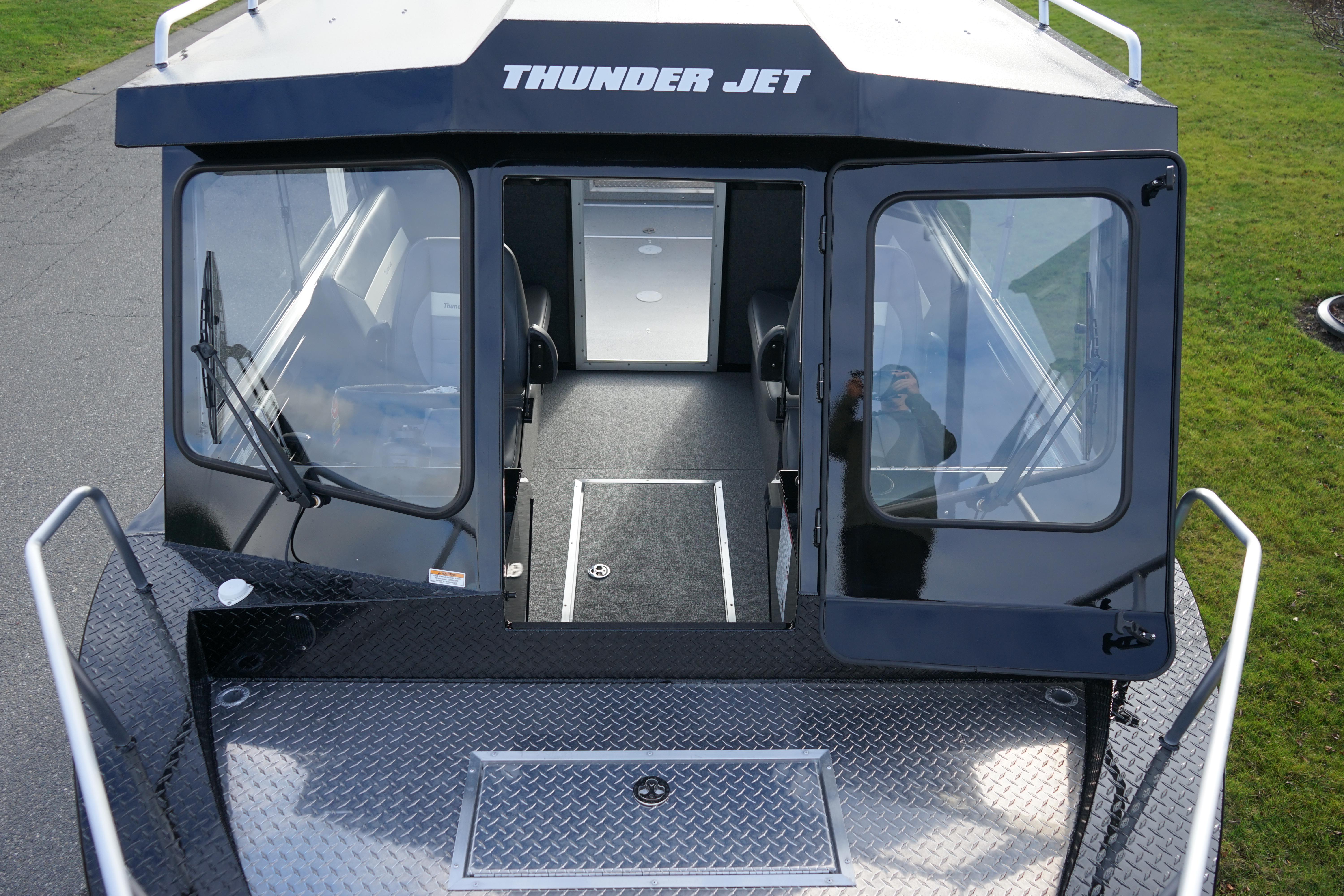 2024 Thunder Jet 24 Alexis Pro HT