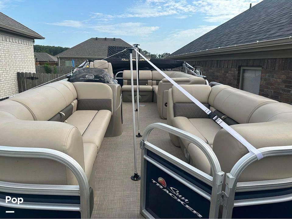 2022 Sun Tracker Party Barge 20DLX for sale in Austin, AR
