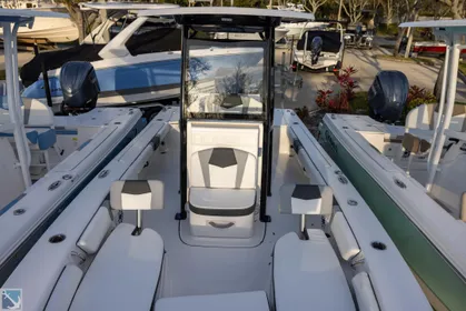 2023 Robalo 246 Cayman