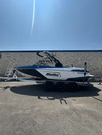 2018 Malibu Wakesetter Lsv 23