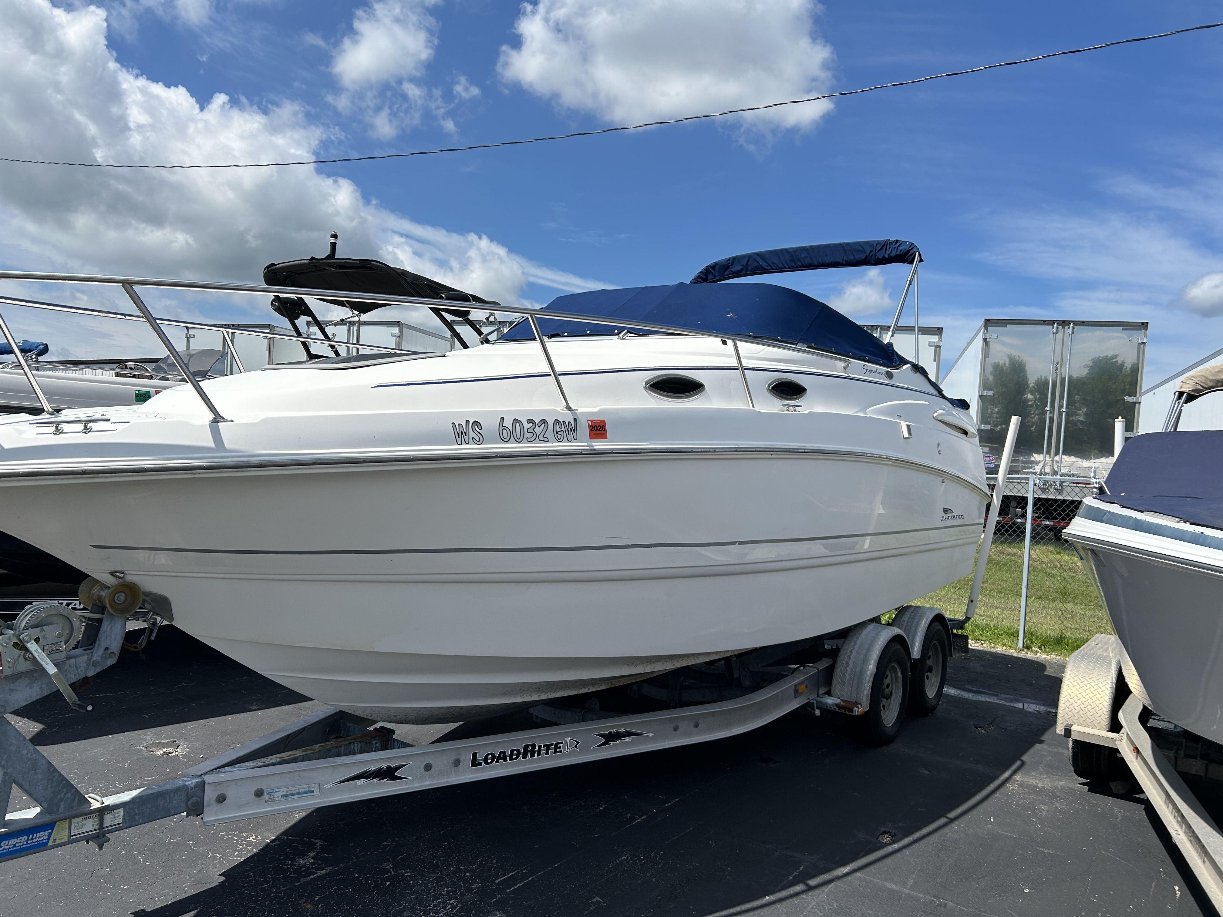 Used 2002 Chaparral 240 Signature, 53072 Pewaukee - Boat Trader