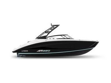 2023 Yamaha Boats AR250