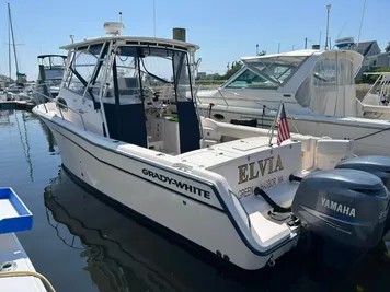 2005 Grady-White Marlin 30