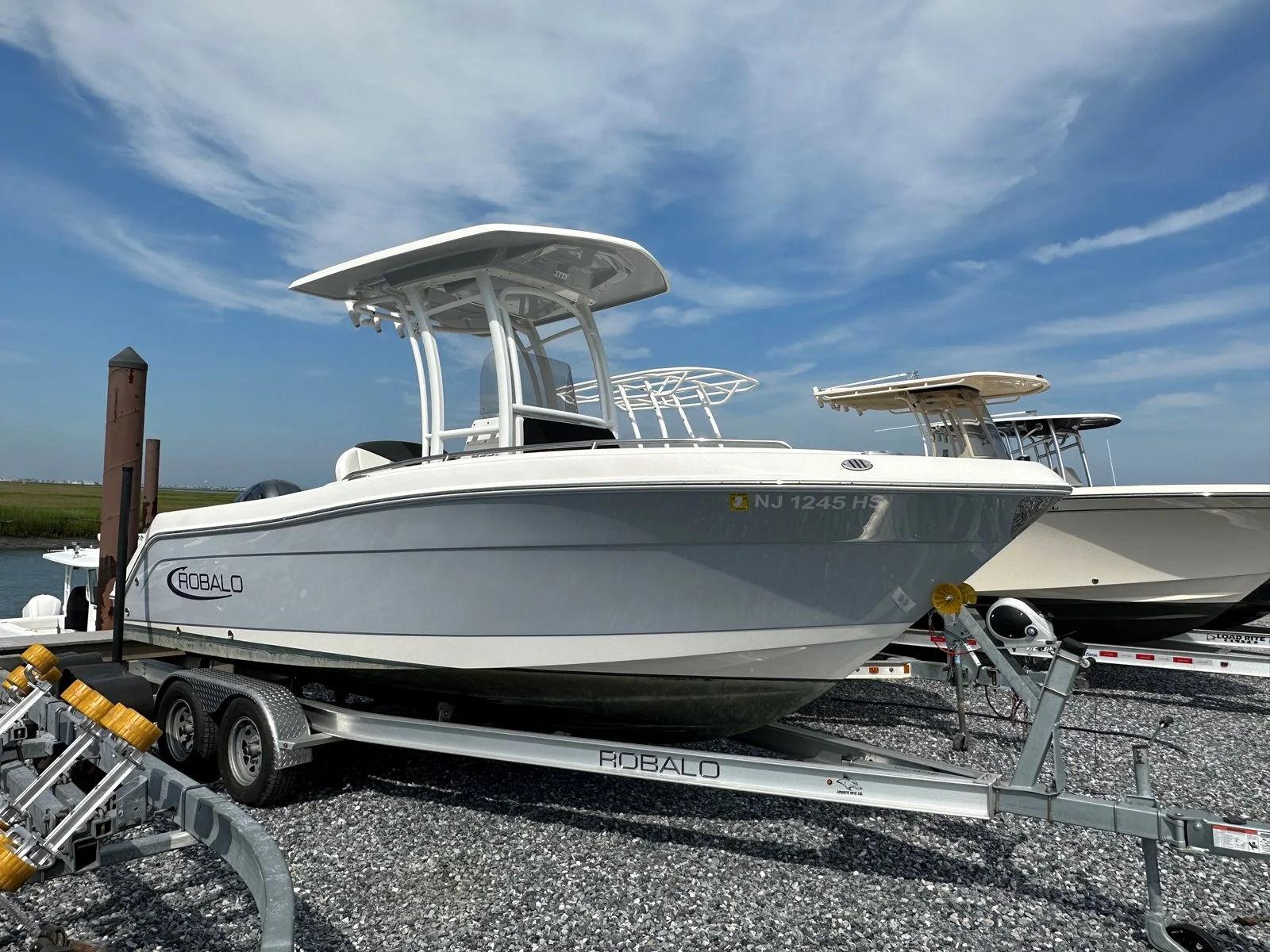 Used 2022 Robalo 222 EX, 08247 Stone Harbor - Boat Trader