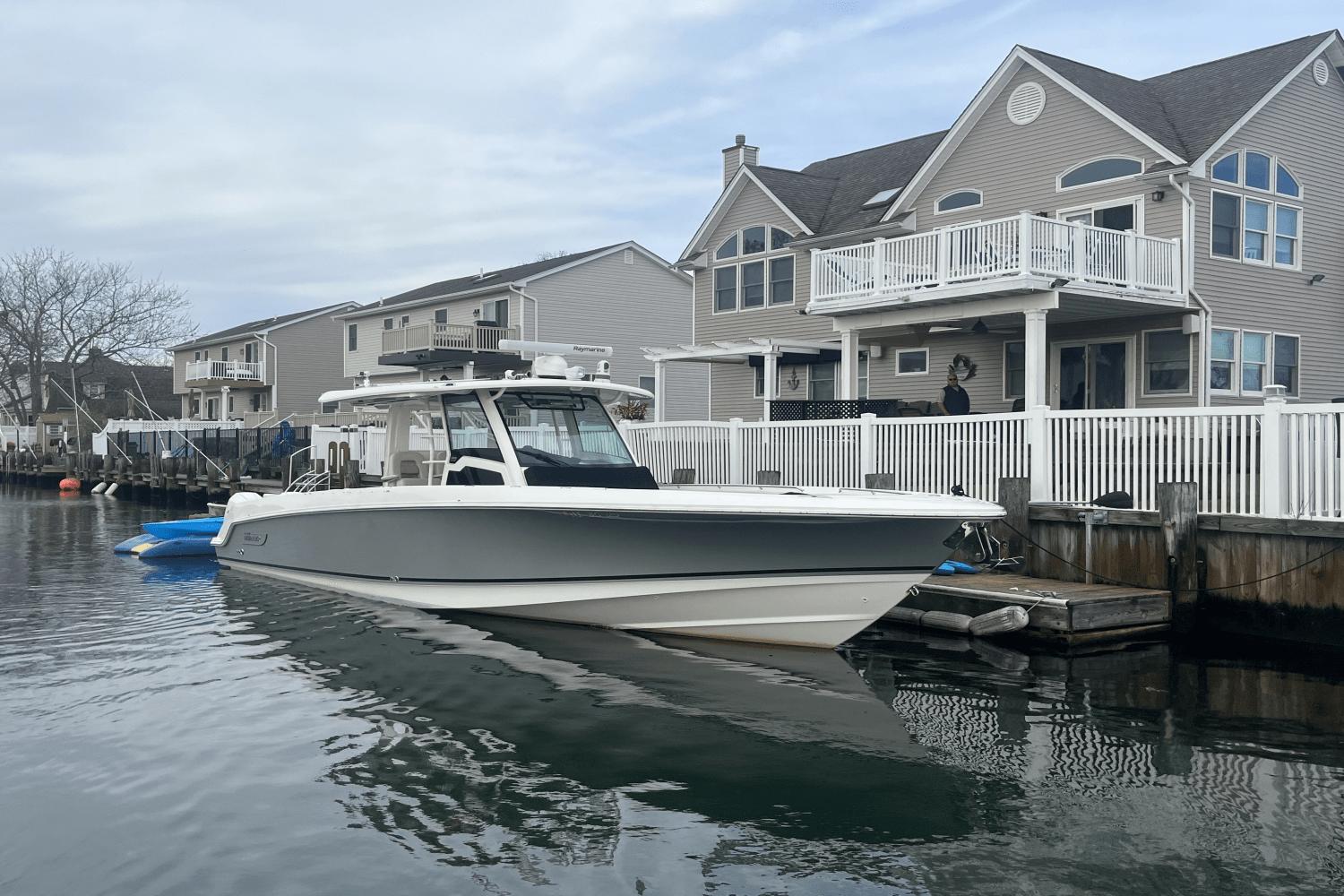 Used 2019 Boston Whaler 380 Outrage, 11743 Lindenhurst - Boat Trader