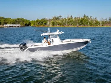 2019 Invincible 33 Open Fisherman Center Console