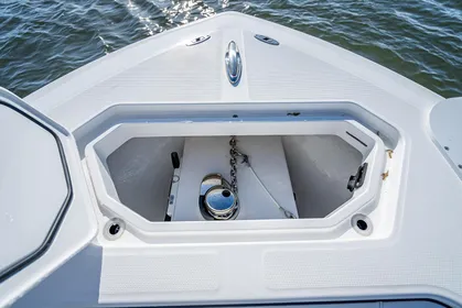 2019 Invincible 33 Open Fisherman Center Console