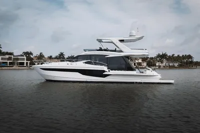 2021 Galeon 500 Fly