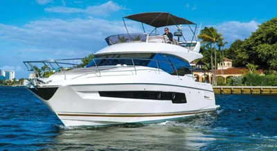 2024 Prestige 460 F Line