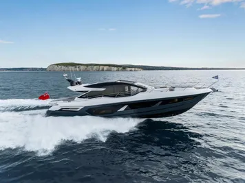 2024 Sunseeker Predator 75