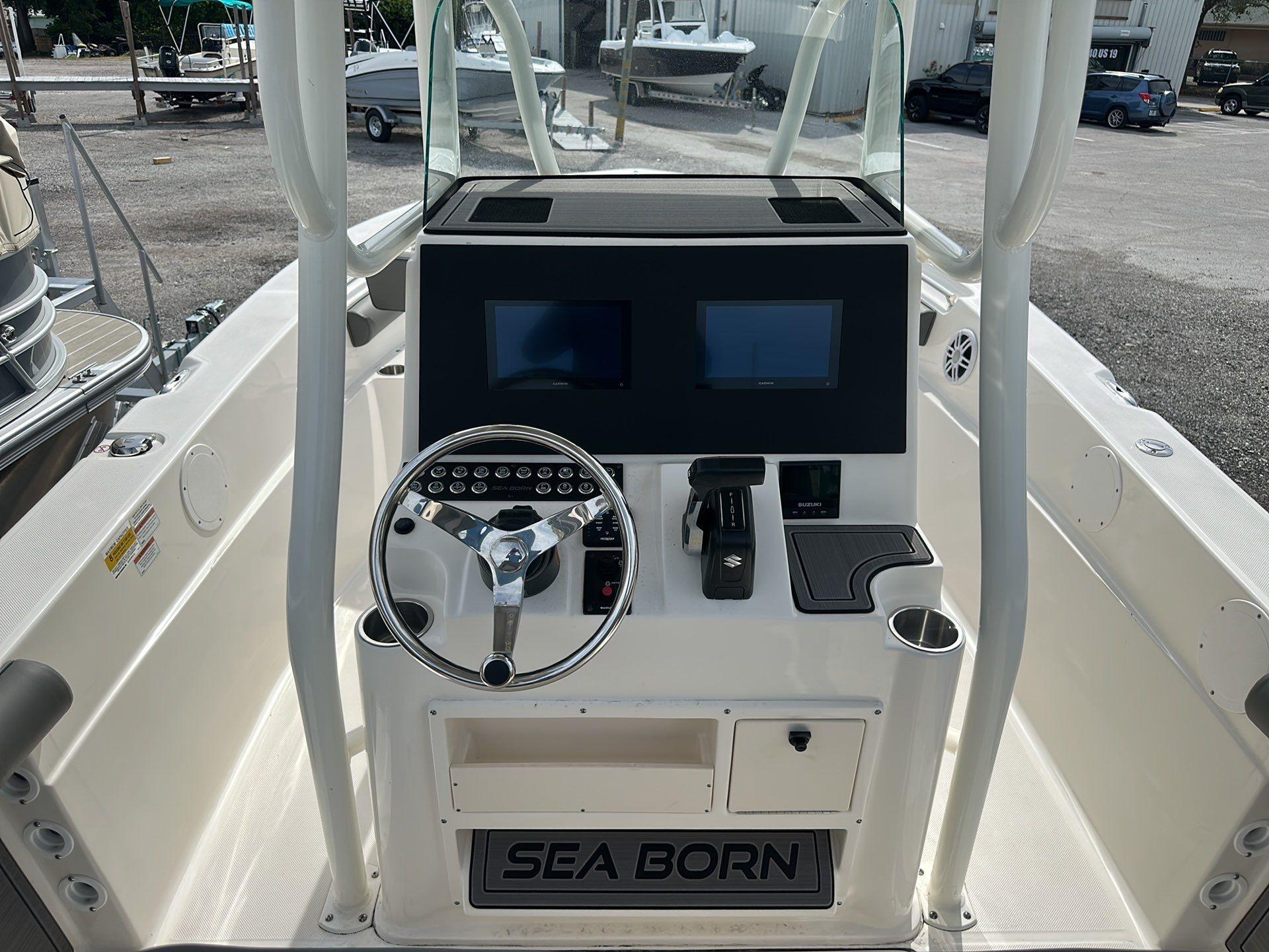 2023 Sea Born LX22