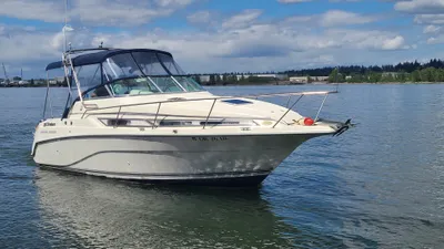 1992 Cruisers Yachts ROUGE 2670