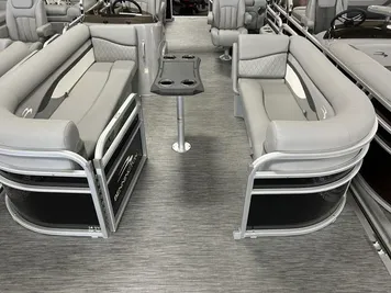 2023 Bennington 24 SVSR