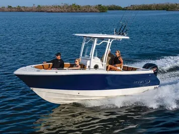 2024 Robalo R230