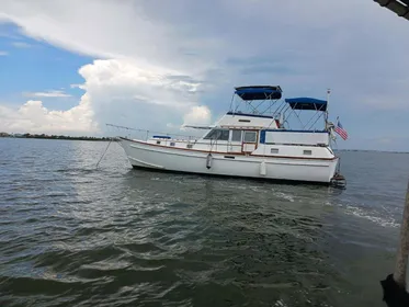 1975 Gulfstar 43 Sundeck MKll