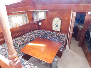 1975 Gulfstar 43 Sundeck MKll