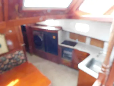 1975 Gulfstar 43 Sundeck MKll