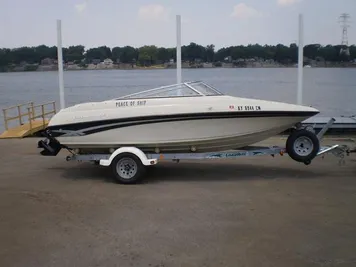 1999 Crownline 180 BR