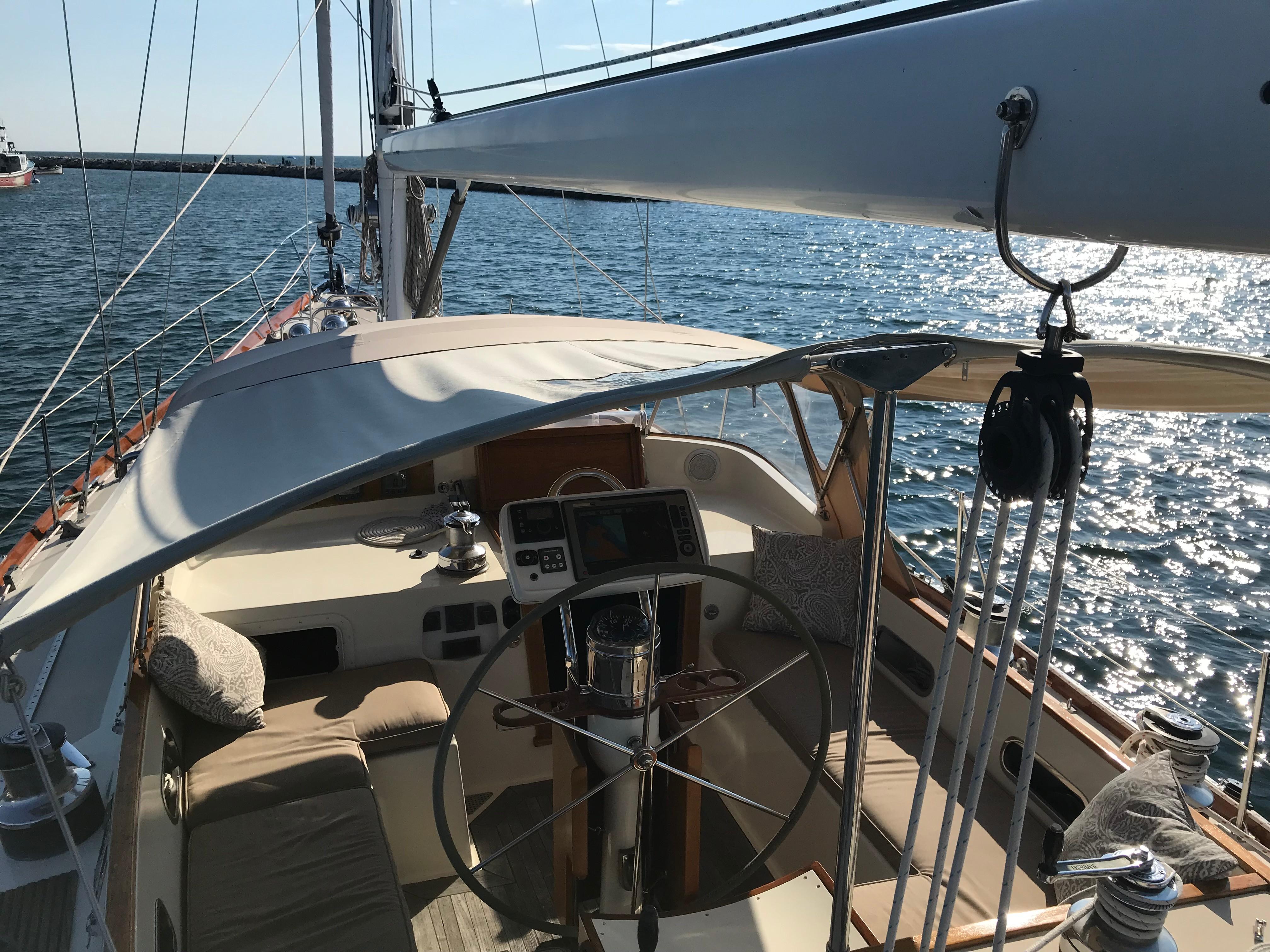cockpit from behind mainsail track