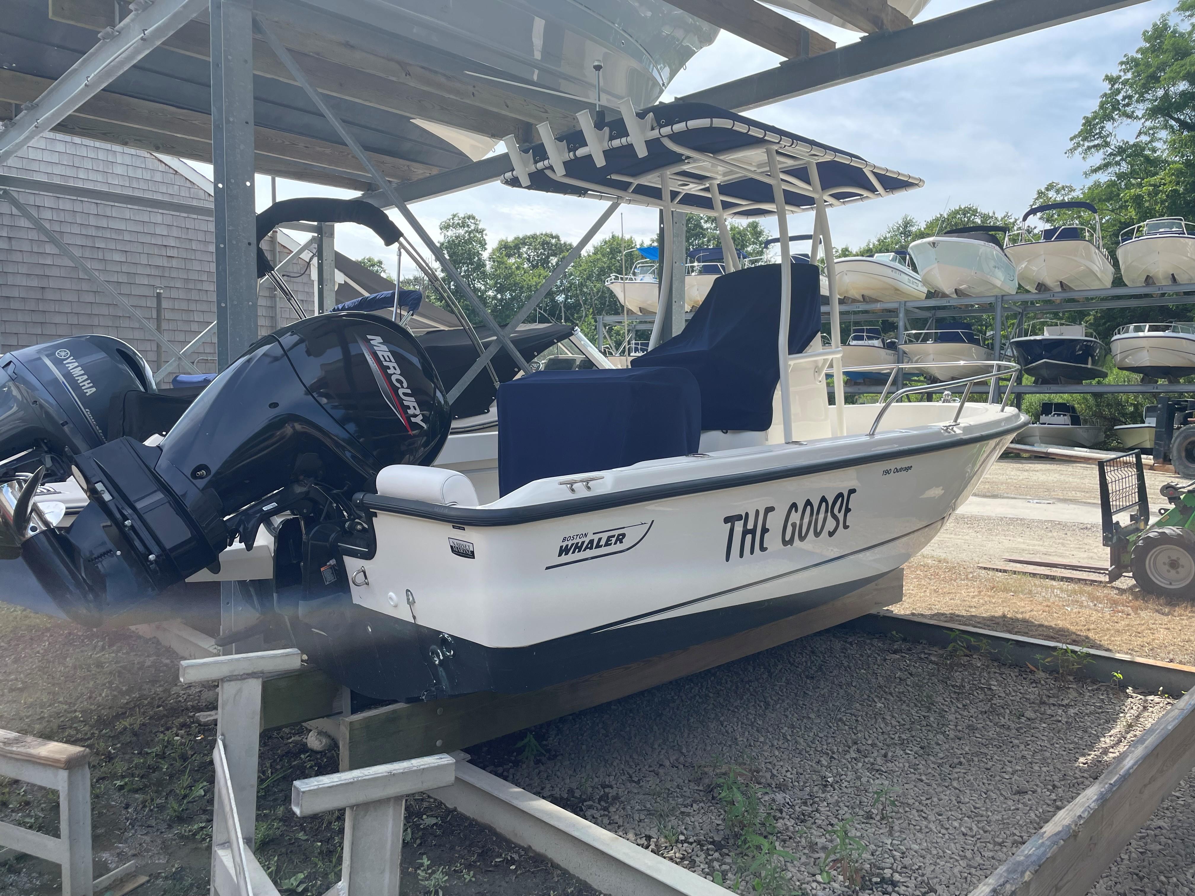 New 2021 Boston Whaler 190 Outrage, 02653 Orleans - Boat Trader