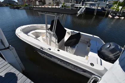 2014 Robalo R200 Center Console