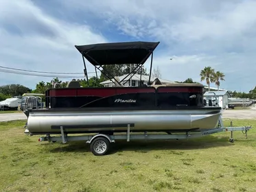 2022 Manitou 20 Aurora LE Angler Full Front Twin Tube