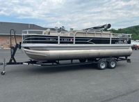 2018 Sun Tracker Fishin' Barge 22 DLX