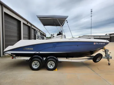 2019 Yamaha Boats 210 FSH Deluxe