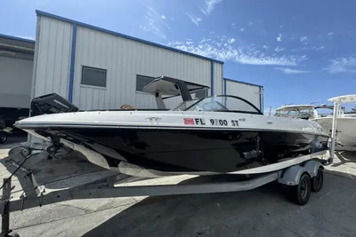 2021 Bayliner Element 21