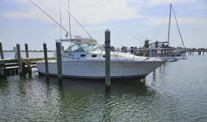 2000 Wellcraft 330 Coastal