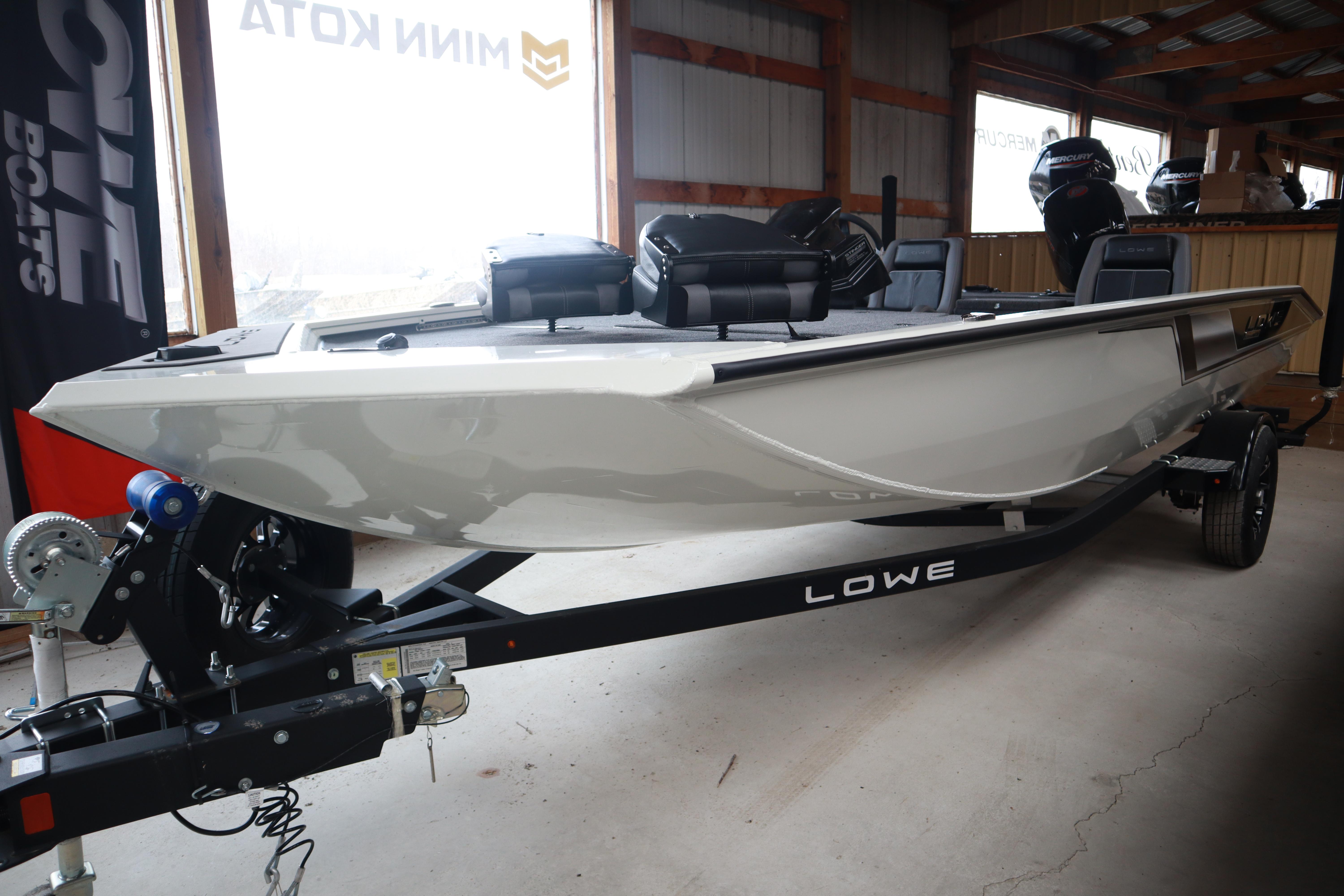 Lowe Skorpion Stick Steer - 16' Mod-V Aluminum Crappie Boat