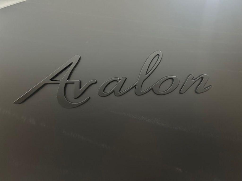 2024 Avalon LSZ Versatile Rear Bench 23 FT