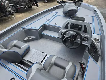 2024 Xpress Boats H17