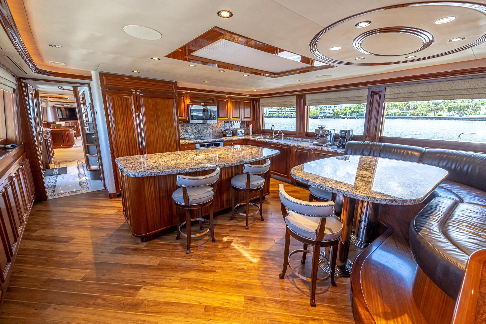 2014 Westport Motoryacht